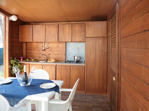 BUNGALOW 4 personnes - en bois 2+2 Confort