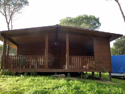 BUNGALOW 4 personnes - en bois 2+2 Confort