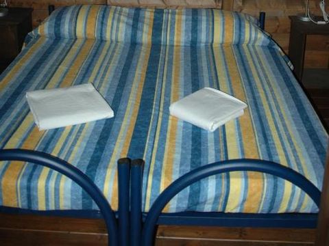 BUNGALOW 6 personnes - en bois 4+2 42 m²