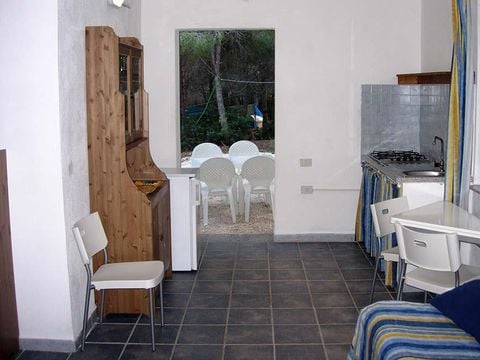 BUNGALOW 4 personnes - en brique 2+2