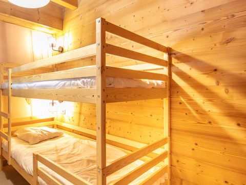 APPARTEMENT 10 personnes - 6 pièces cabine 10 personnes