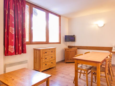 Appartement 5 personnes - 2 pièces avec coin nuit 5 personnes - vue Valloire