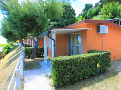 BUNGALOW 5 personnes - D 27m2