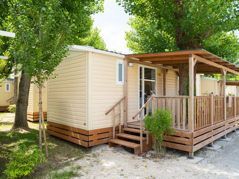 LODGE 4 personnes - Lodge Animaux Admis