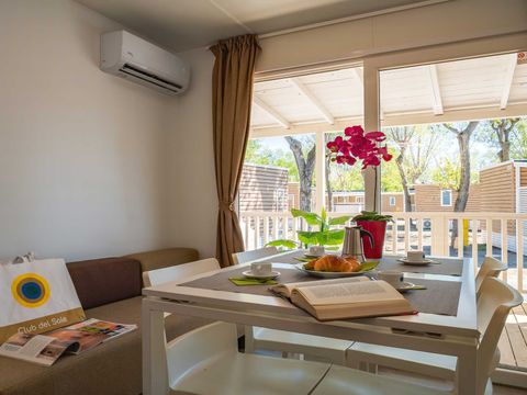 LODGE 4 personnes - Lodge Deluxe Animaux pas Adimis