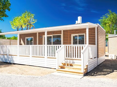 LODGE 4 personnes - Lodge Deluxe Animaux pas Adimis