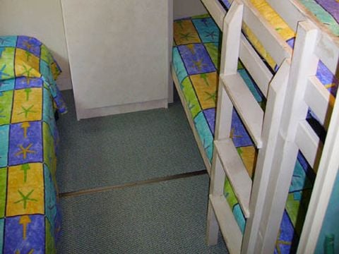 BUNGALOW TOILÉ 6 personnes - Gitotel