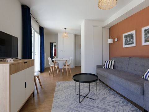 APPARTEMENT 4 personnes - G/352 2 pièces