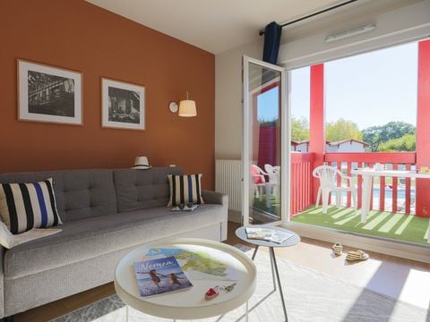 APPARTEMENT 6 personnes - G/352 - 2 pièces avec cabine