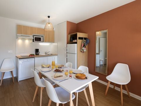 APPARTEMENT 6 personnes - G/352 - 2 pièces avec cabine