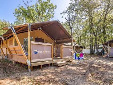 TENTE TOILE ET BOIS 4 personnes - Stella Maris - Tente Safari Lodge + air conditionné (5P) TENTE TOILE ET BOIS 4 personnes - Stella Maris - Tente Safari Lodge + air conditionné (5P)