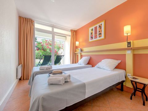 Appartement 4 personnes - 2 pièces- 4 personnes (Séjour + Petit-déjeuner)