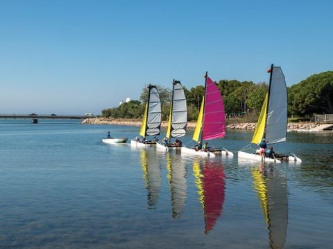 SOWELL - Résidence Les Sablons - Camping Gard