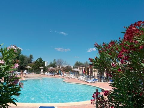 SOWELL - Résidence Les Sablons - Camping Gard