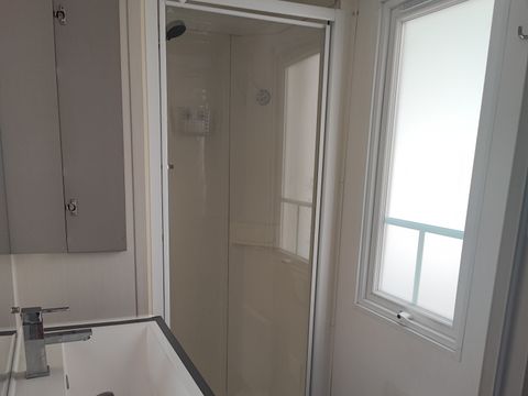 MOBILHOME 6 personnes - C301 MH  34 m² 3 chambre, climatisé , terrasse de 18 m² très bon emplacement dans le camping