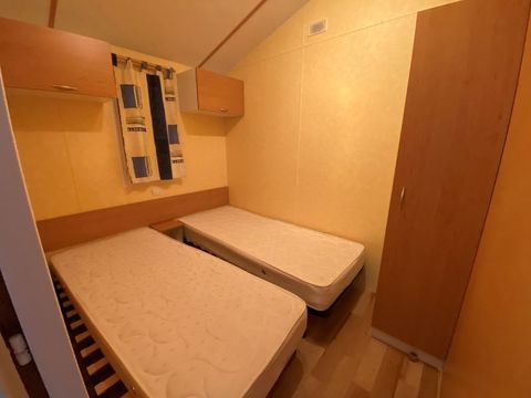 MOBILHOME 4 personnes - FAMILY - 30m² - 2 chambres + terrasse
