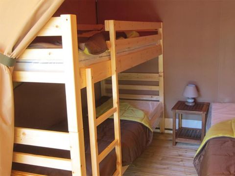 TENTE TOILE ET BOIS 5 personnes - Lodge VICTORIA 30m² - Finition Luxe 