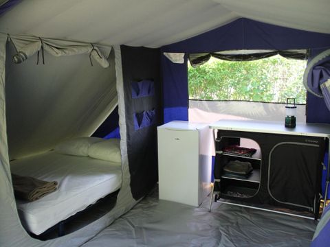 TENTE 4 personnes - Tente Tribu - 2 chambres - Sans sanitaire