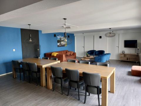 MAISON 12 personnes