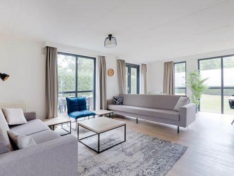 BUNGALOW 8 personnes - Famille