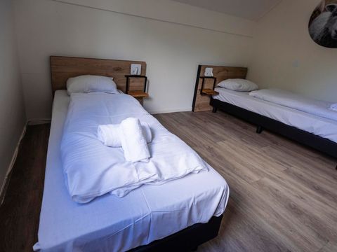 BUNGALOW 8 personnes - Famille