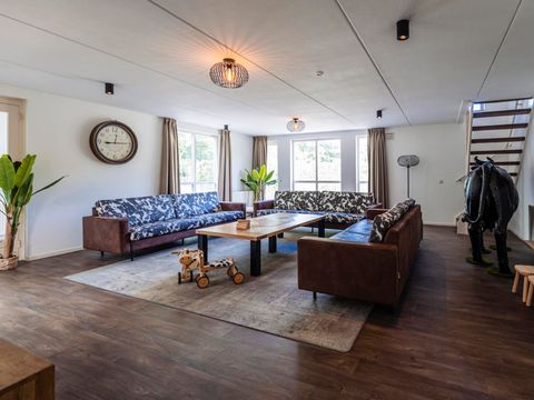 MAISON 16 personnes - Famille