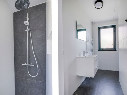 BUNGALOW 4 personnes - Zone lacustre 48