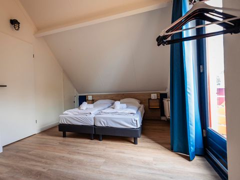 BUNGALOW 6 personnes - Lacs 25