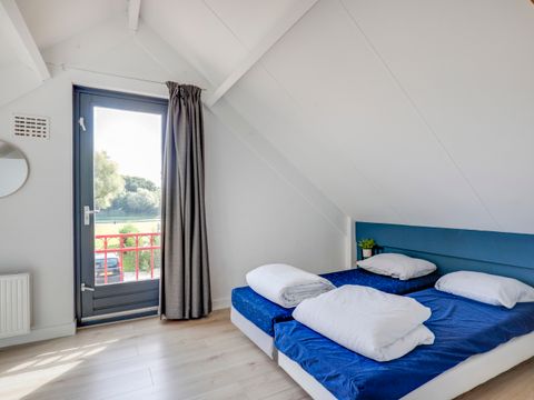 BUNGALOW 6 personnes - Région du lac 16