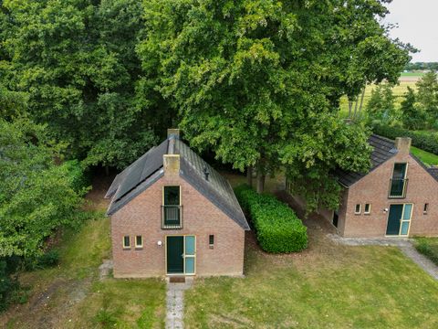 BUNGALOW 4 personnes - Forêt 183