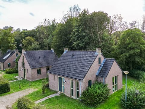 BUNGALOW 4 personnes - Forêt 159