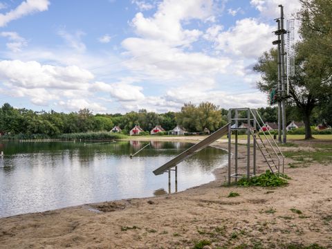 BUNGALOW 6 personnes - Région du lac 62