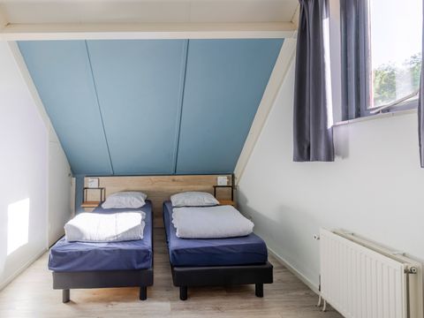 BUNGALOW 6 personnes - Région du lac 62