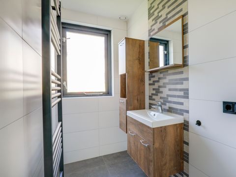 BUNGALOW 6 personnes - Sauna Lakeside 17