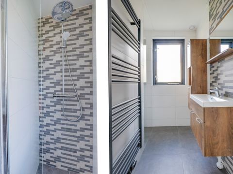 BUNGALOW 6 personnes - Sauna Lakeside 17