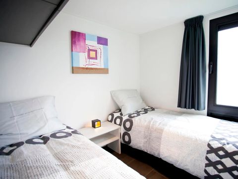 BUNGALOW 6 personnes - Cube Elite
