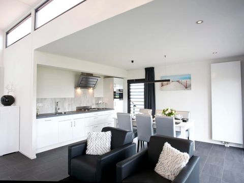 BUNGALOW 6 personnes - Cube Elite