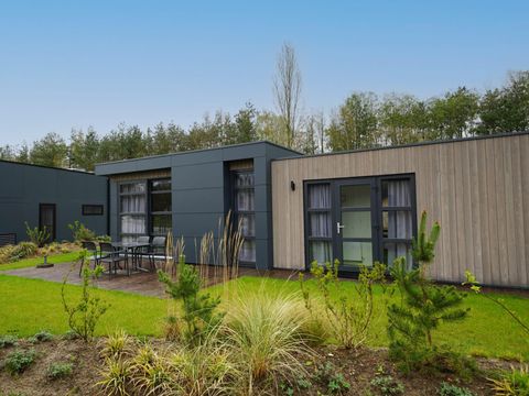BUNGALOW 4 personnes - Cube Exclusif