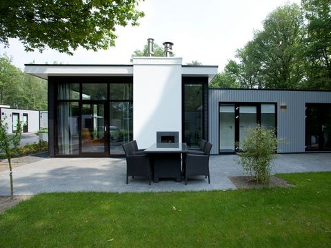 BUNGALOW 4 personnes - Cube Exclusif