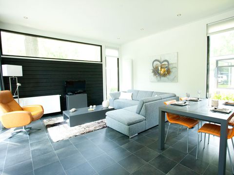 BUNGALOW 4 personnes - Cube Exclusif