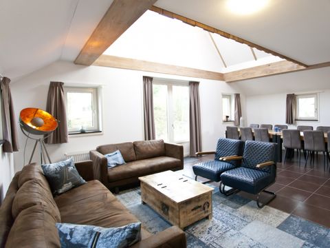 MAISON 14 personnes - Villa Avantage Nouveau