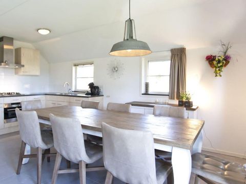 MAISON 8 personnes - Le secret du sauna Otterlo