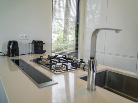BUNGALOW 4 personnes - Cube Exclusif