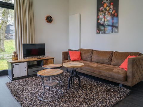 BUNGALOW 4 personnes - Cube Exclusif