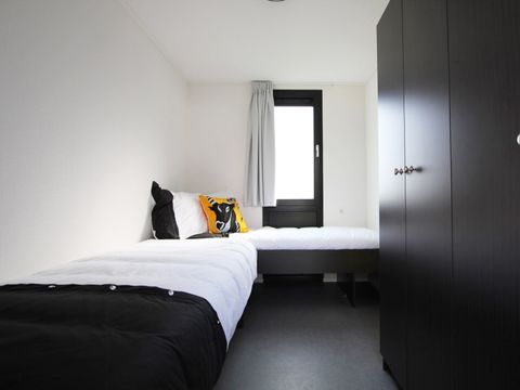 BUNGALOW 4 personnes - Cube Exclusif