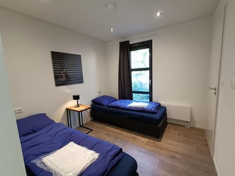 BUNGALOW 4 personnes - Cube Exclusif