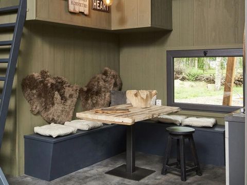 HÉBERGEMENT INSOLITE 4 personnes - Petite maison