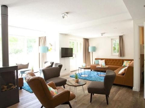 MAISON 20 personnes