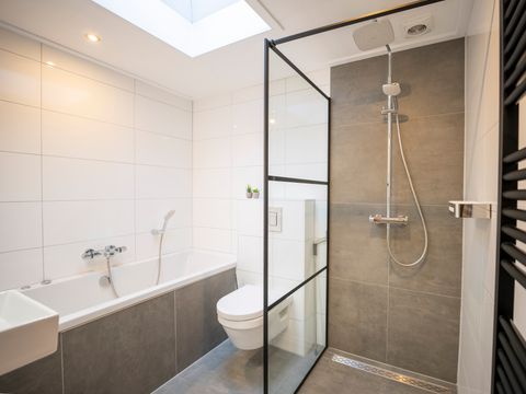 BUNGALOW 6 personnes - Golf Villa Wellness