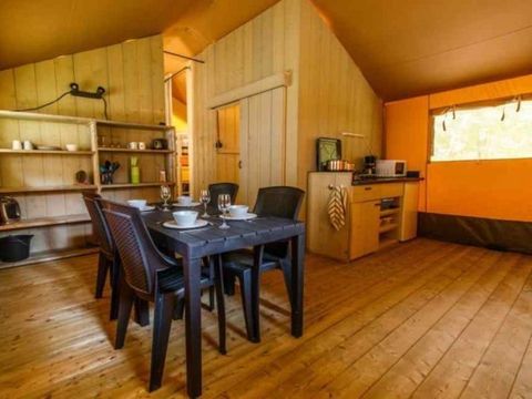 Tente en toile et en bois 4 personnes